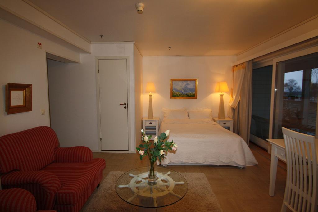 Sunde Fjord Hotel, Free And Easy Parking Solavagen Ngoại thất bức ảnh